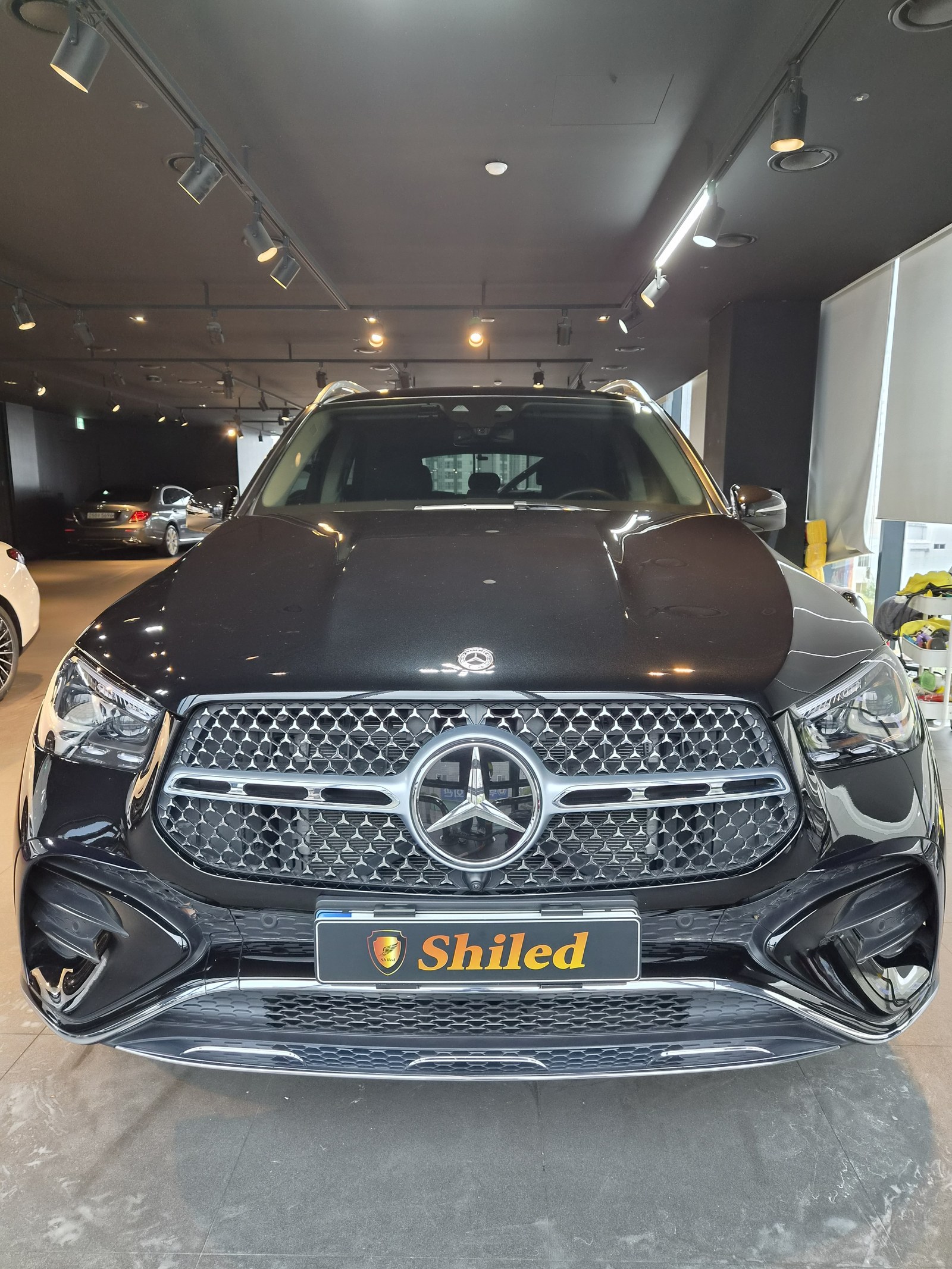 벤츠 GLE450 검정 광택 - 부산 쉴드광택 전면
