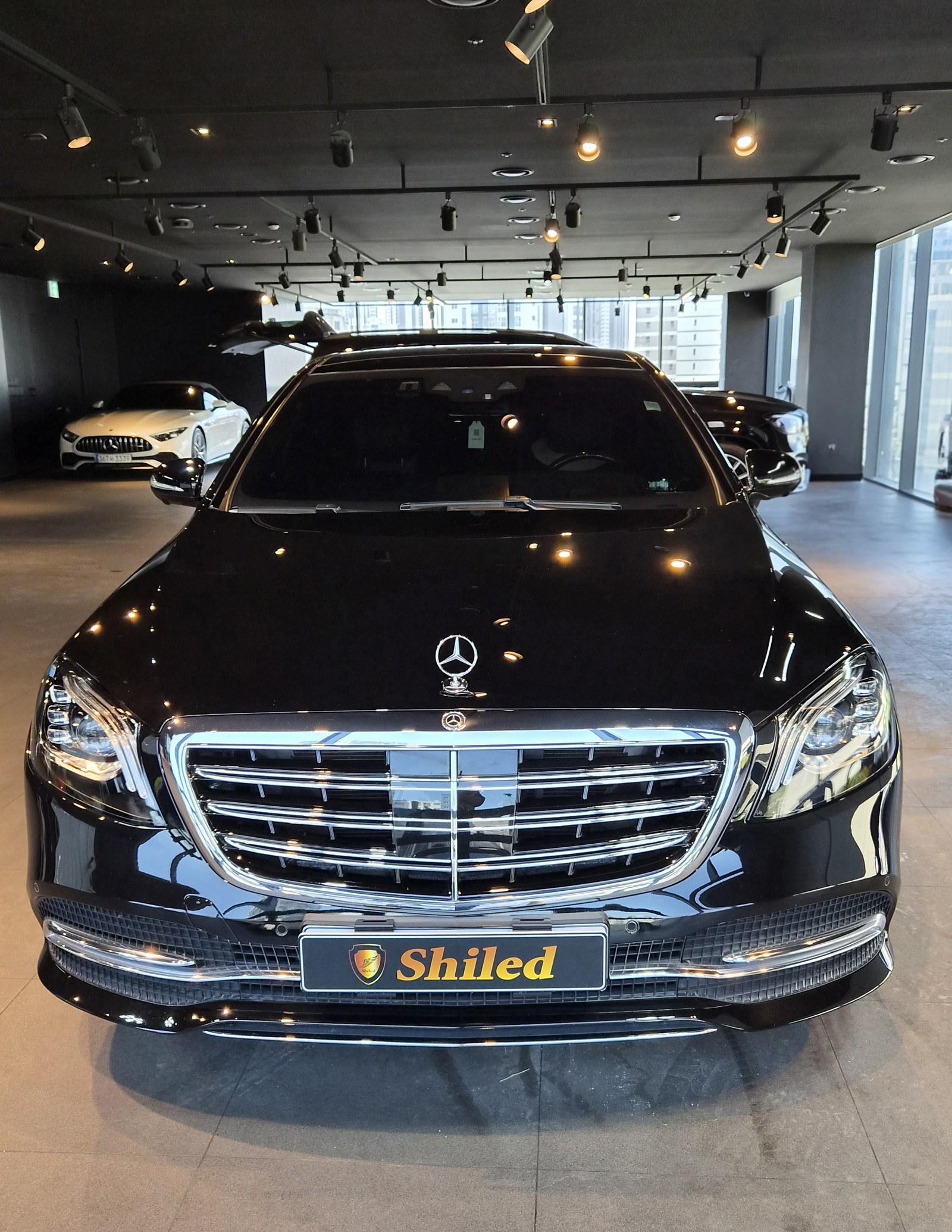 벤츠 S560 검정 광택 유리막코팅 - 부산 쉴드광택 전면