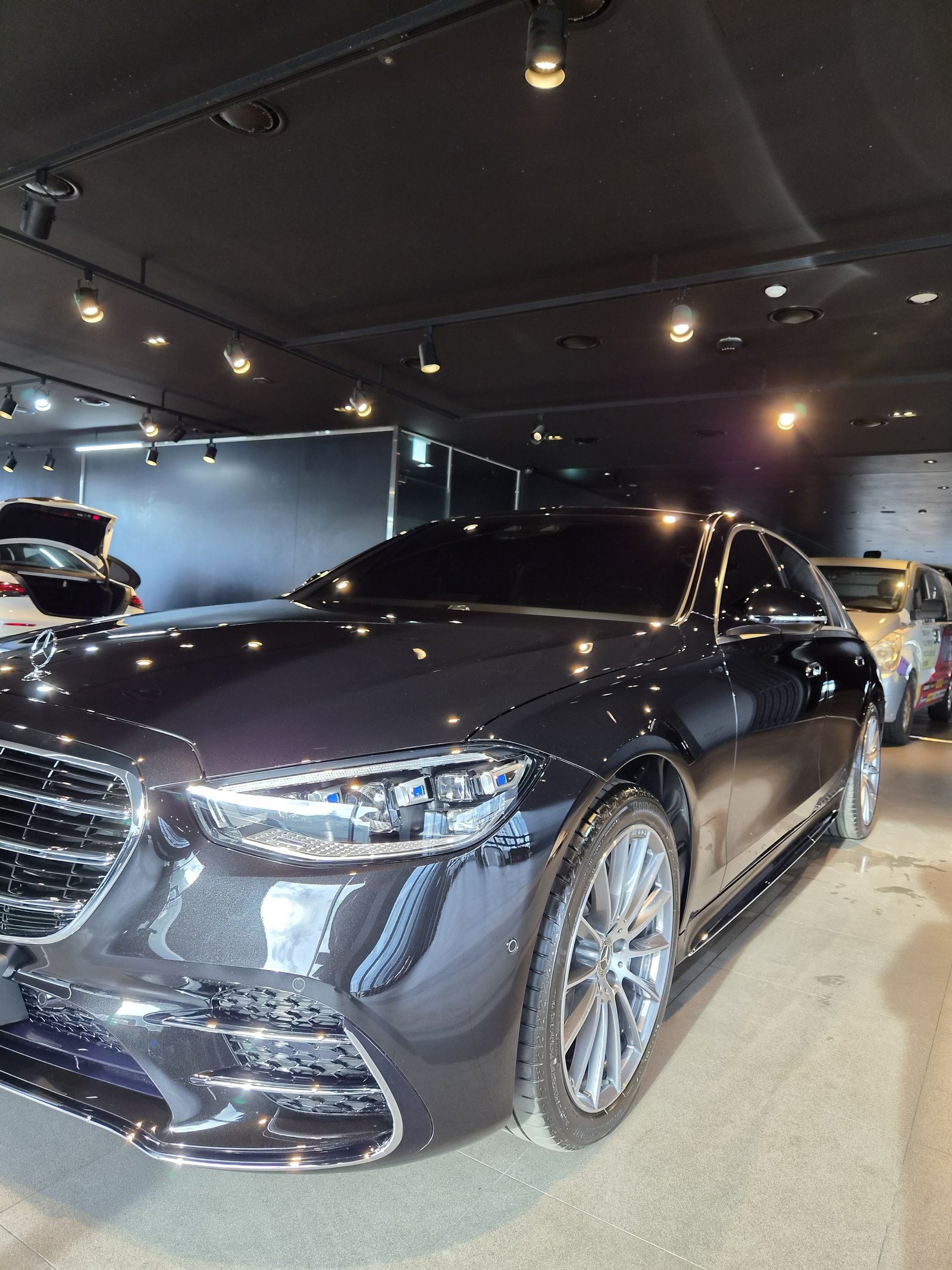벤츠 S450 검정 전측면 글로시 - 부산 유리막코팅