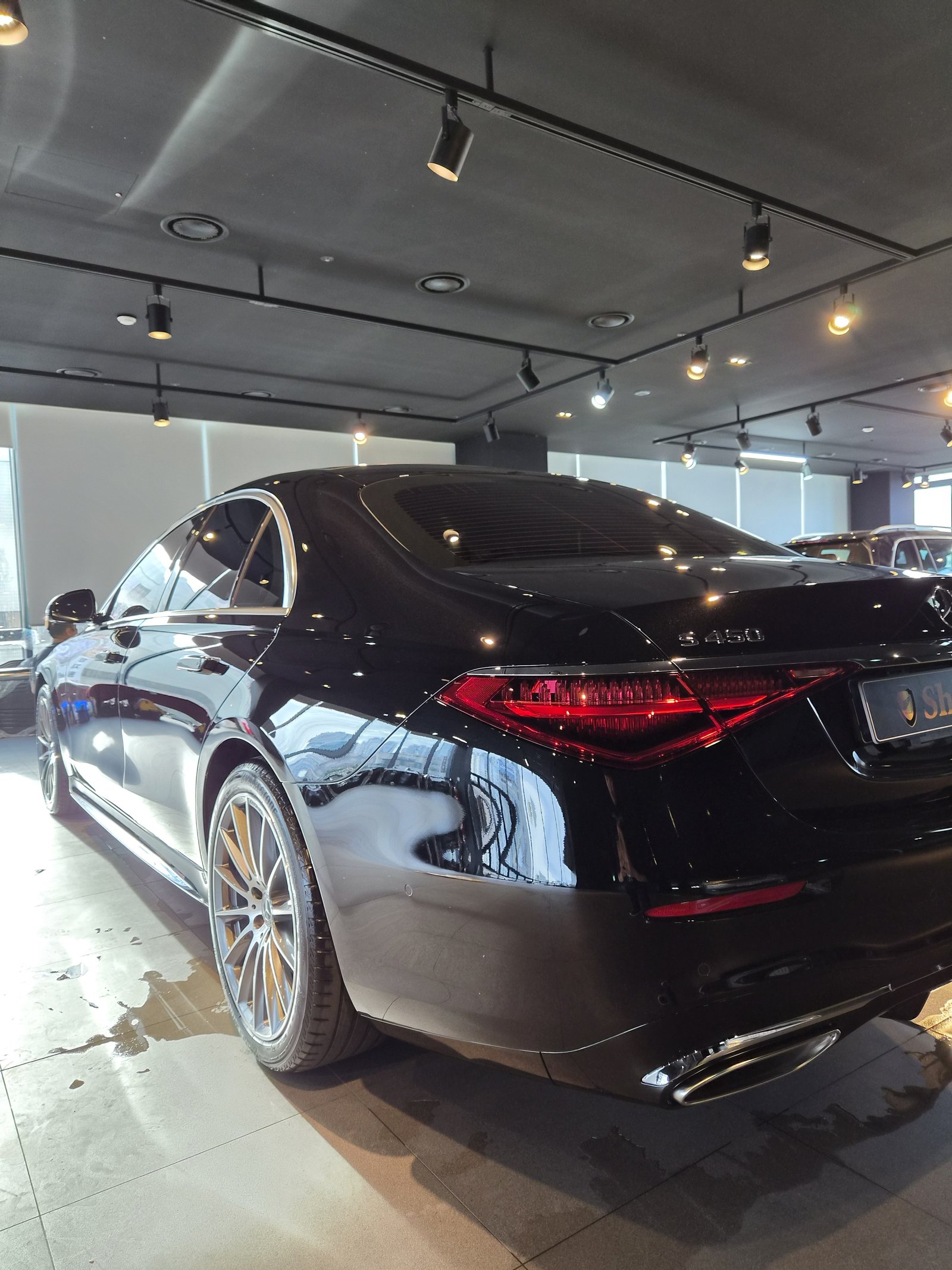 벤츠 S450 검정 신차 측면 - 부산 유리막코팅