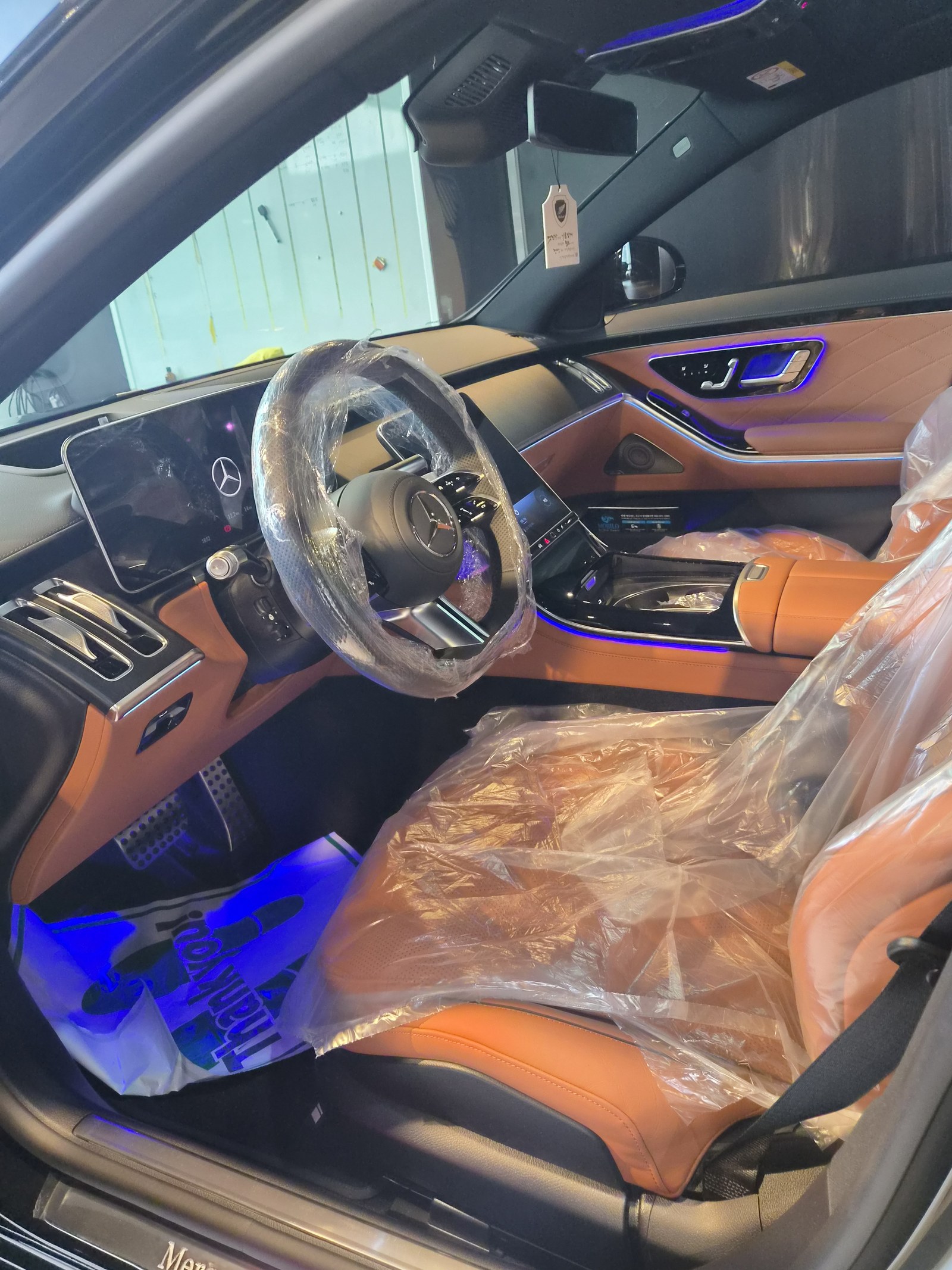 부산 유리막코팅 S450 실내 - 신차 시트 보호 상태