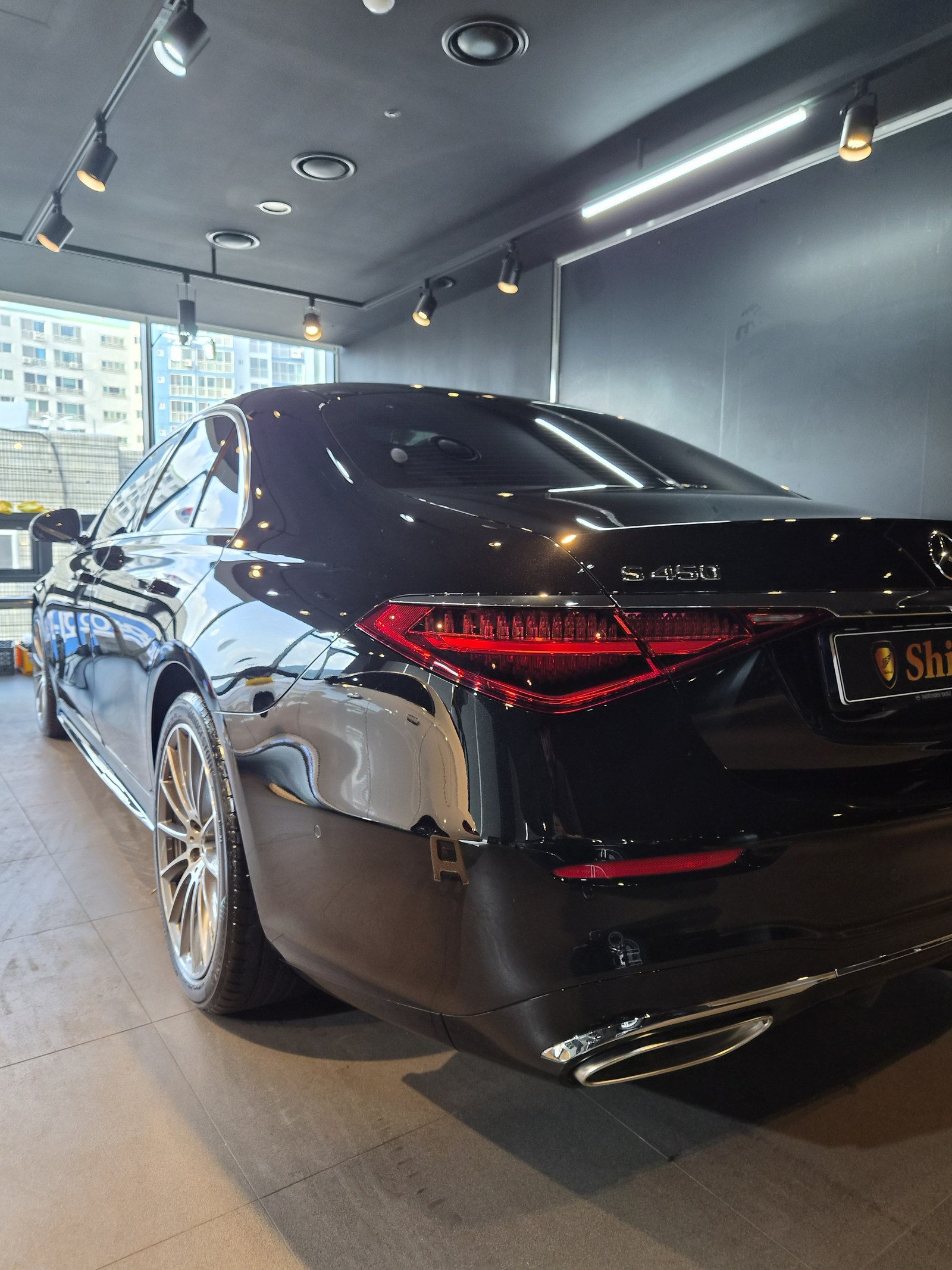 유리막코팅 S450 검정 측후면 - 신차 유리막코팅