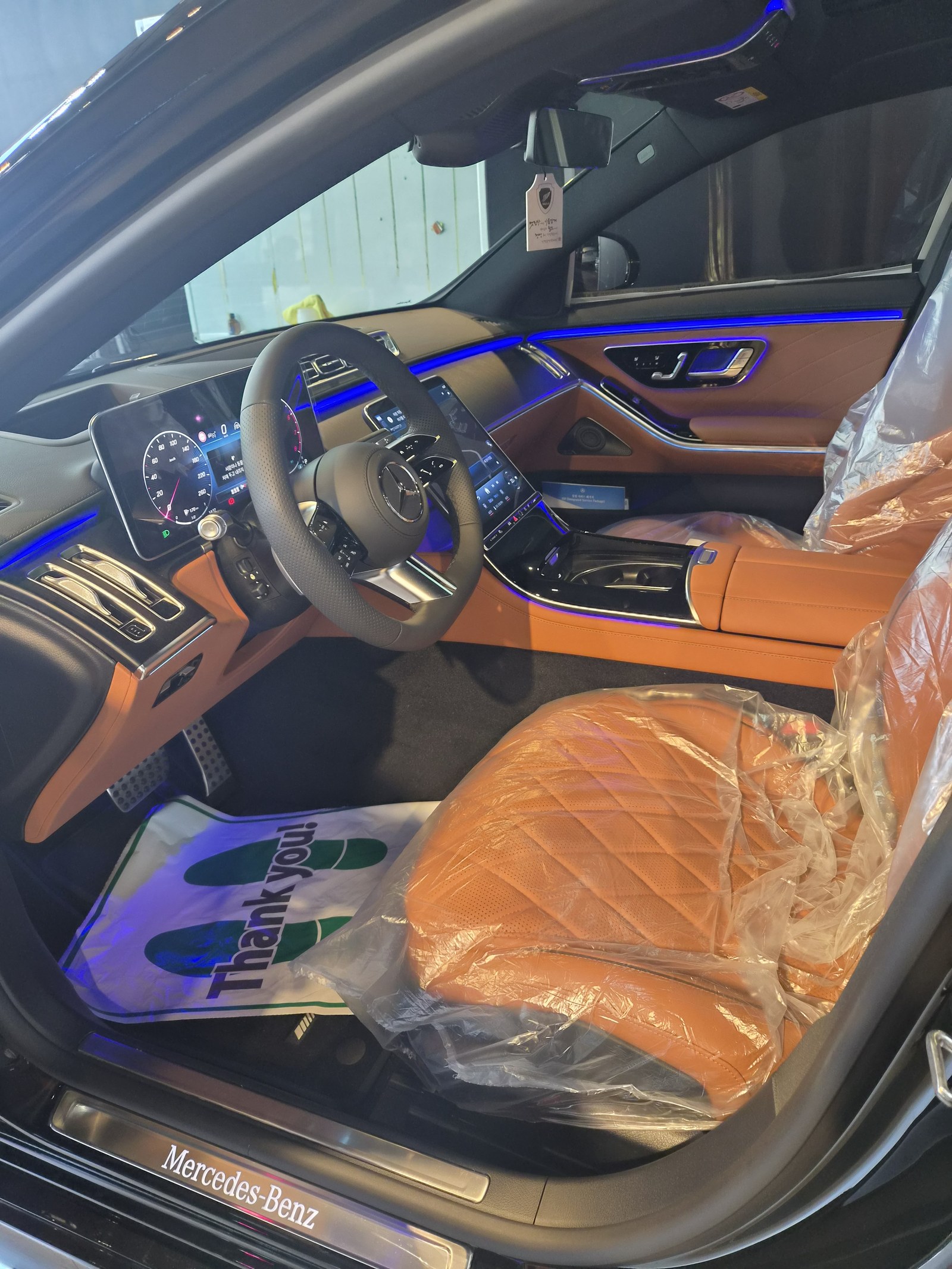 부산 유리막코팅 S450 실내 - 신차 시트 보호 상태