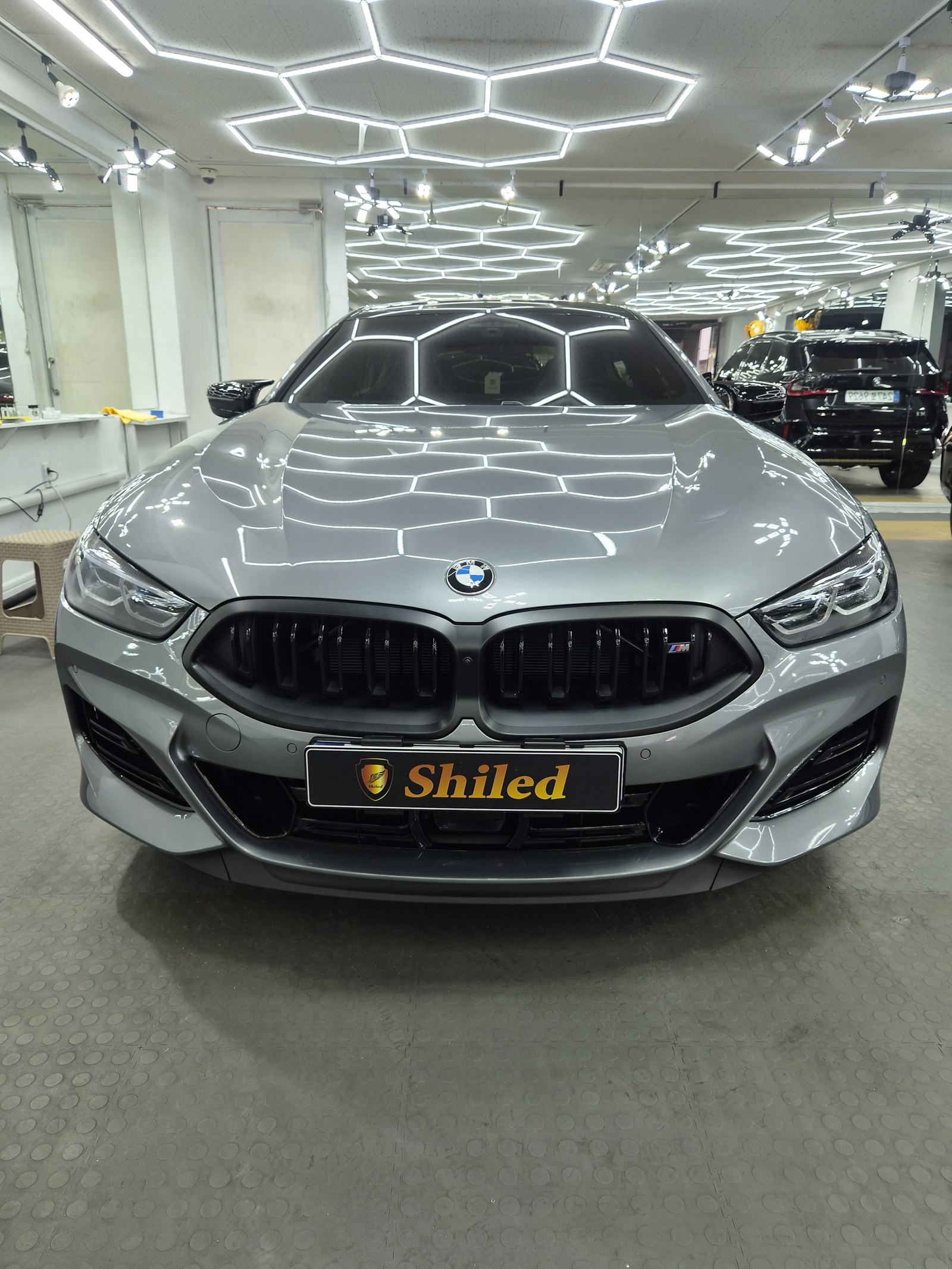 부산 유리막코팅 BMW M850i 그란쿠페 전면 - G-PRO 신차코팅