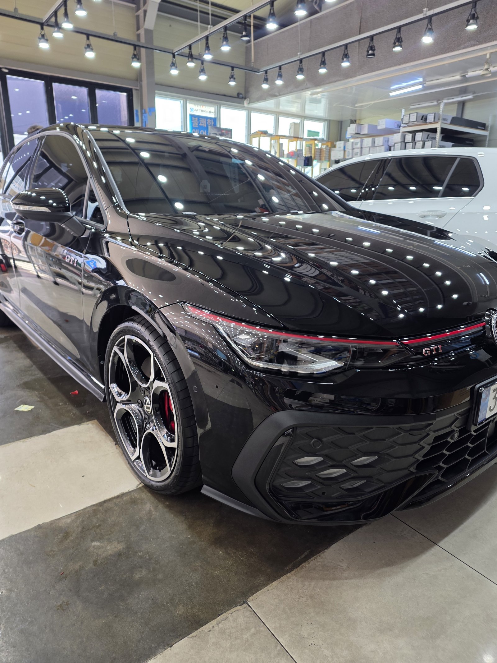 부산 유리막코팅 골프 GTI 검정 G-PRO - 쉴드광택 전면