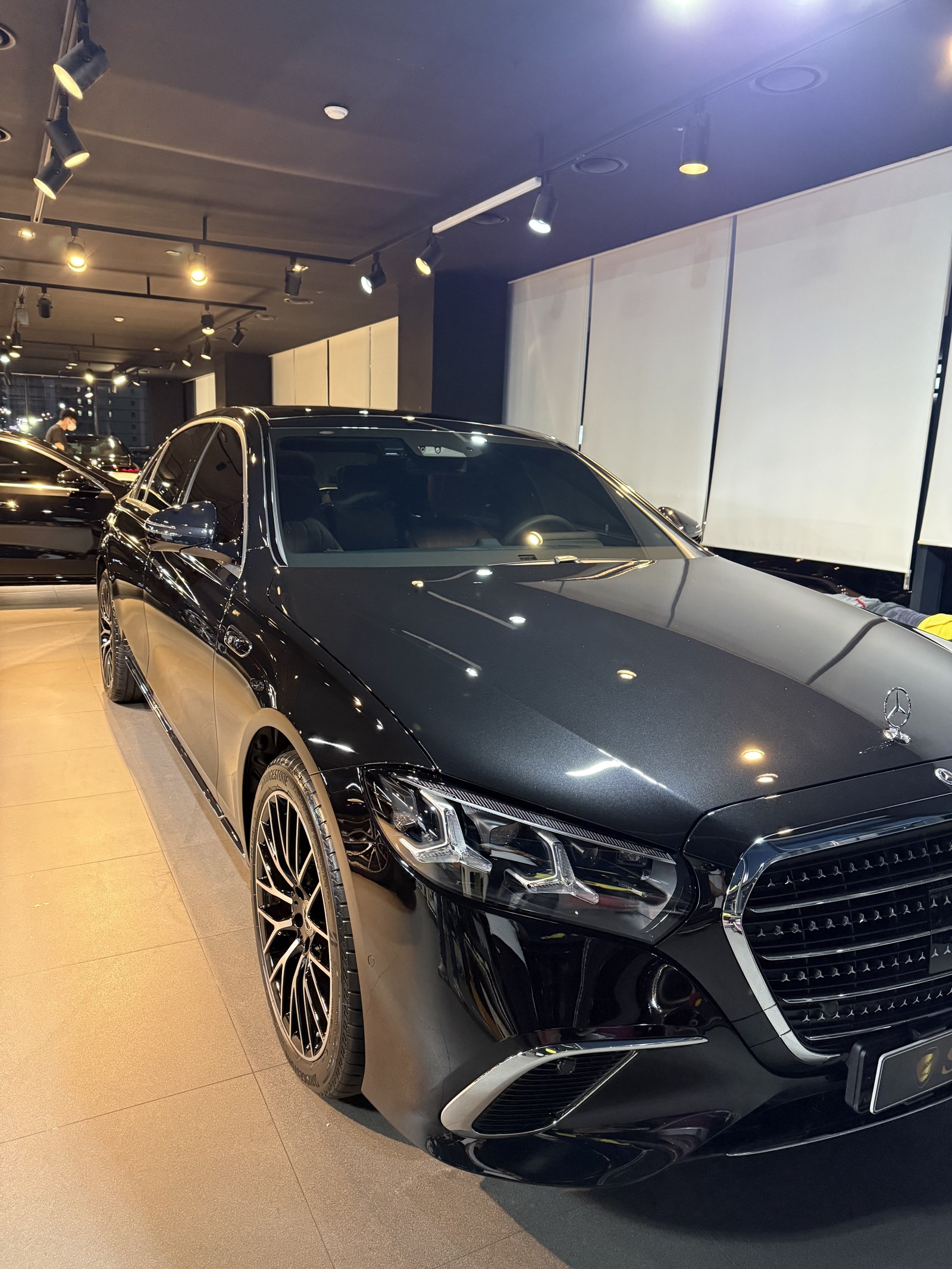 벤츠 S450 검정 전측면 그릴 - 부산 유리막코팅
