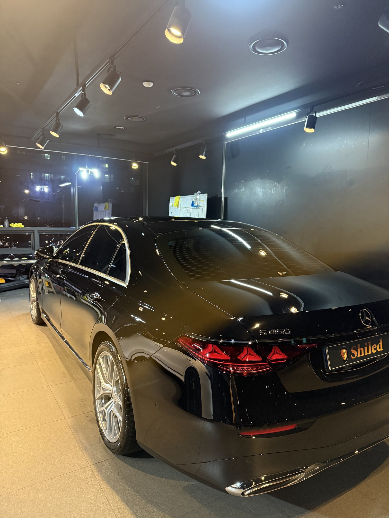 벤츠 S450 검정 신차 측후면 광택 - 부산 유리막코팅