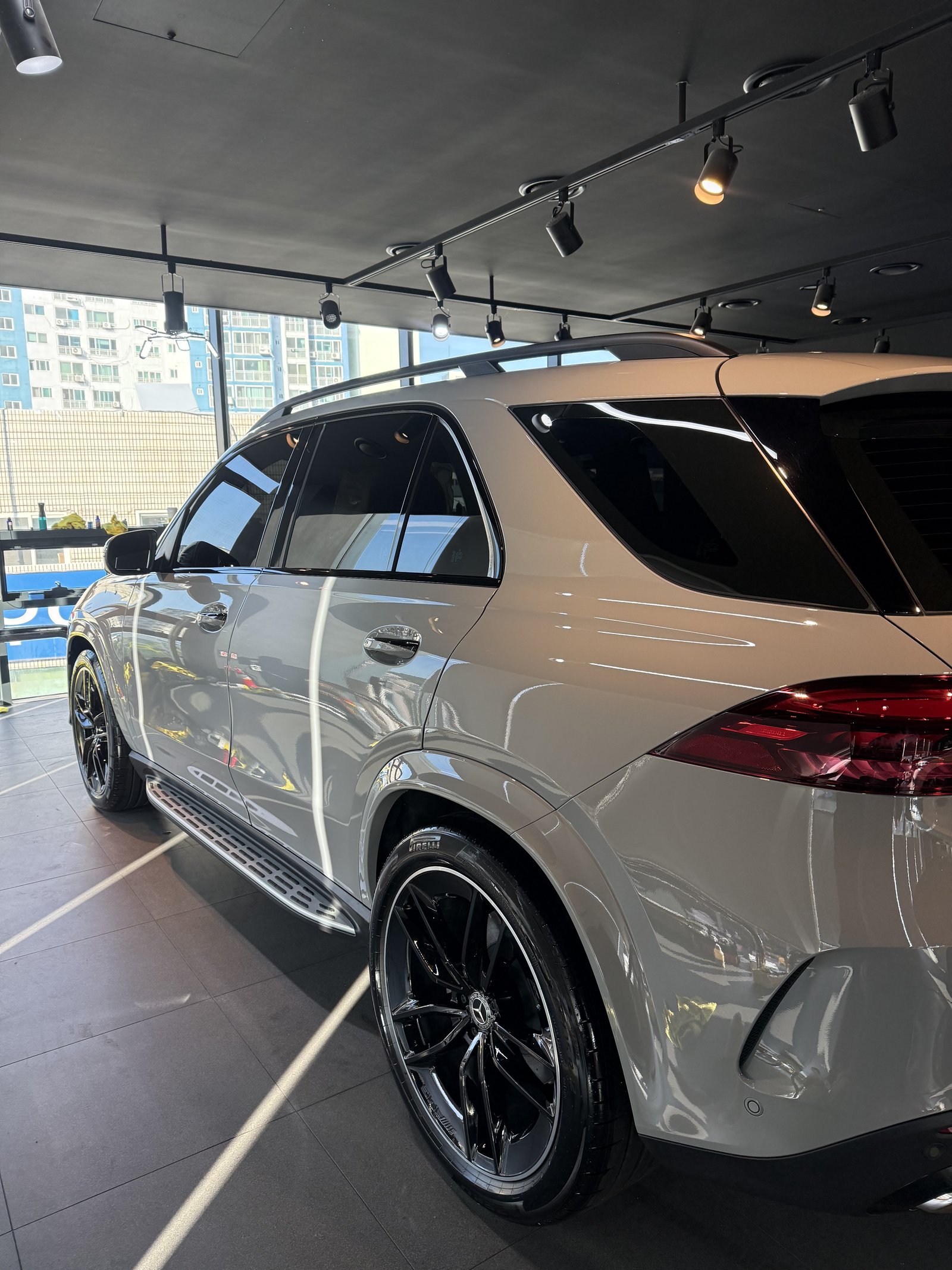 벤츠 GLE450 AMG라인 신차 측후면 광택 - 부산 유리막코팅