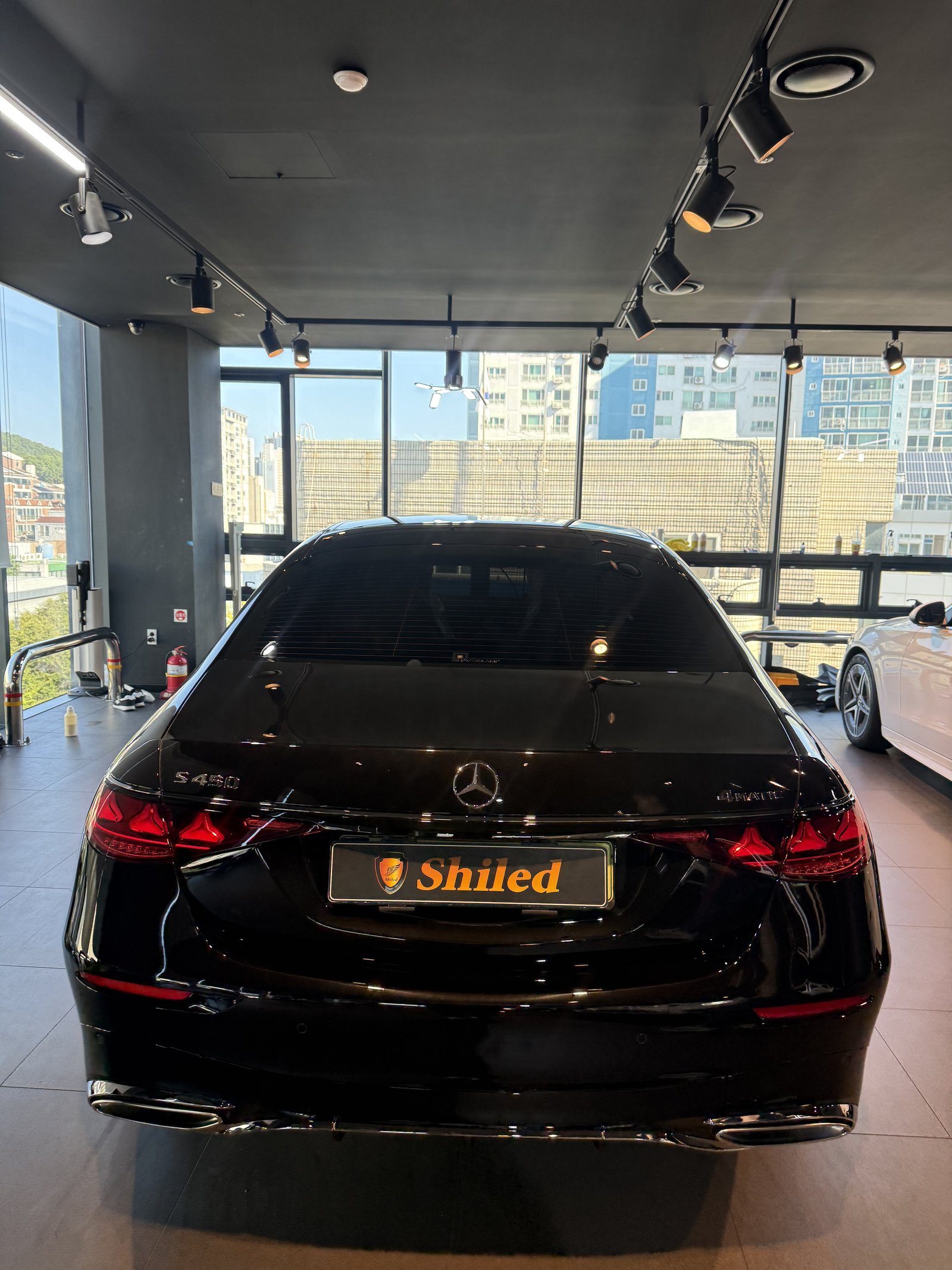 벤츠 S450 신차 후면 - 부산 쉴드광택 신차코팅