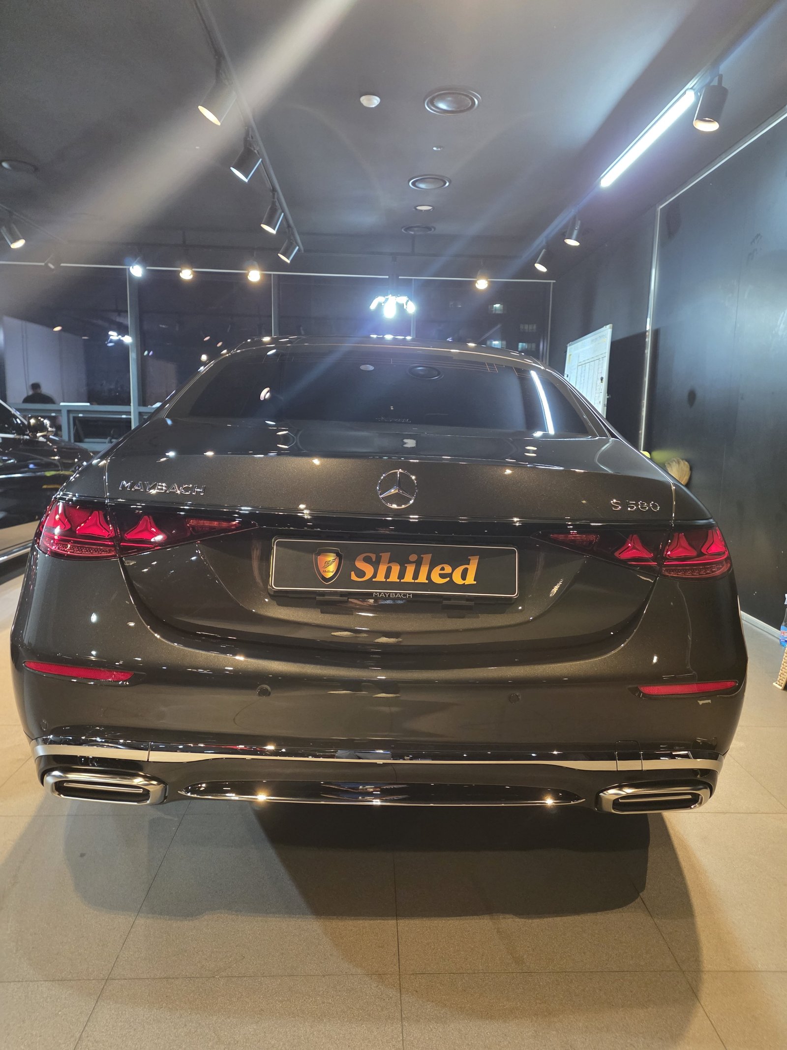 마이바흐 S580 신차 후면 - 부산 쉴드광택 신차코팅